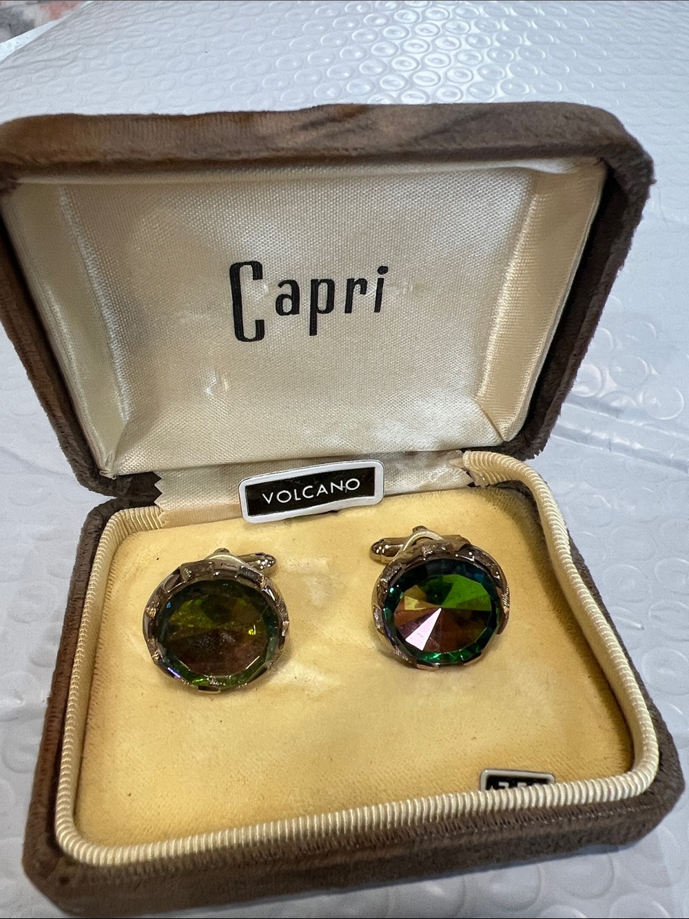 Vintage Capri Volcano Cufflinks - Picture 2 of 4